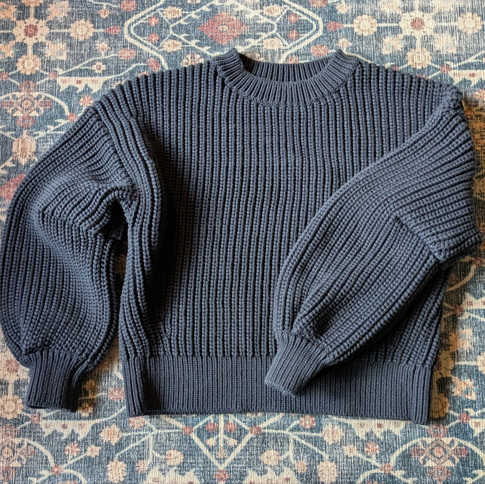 Banana Republic Dark Gray Crew Neck Sweater